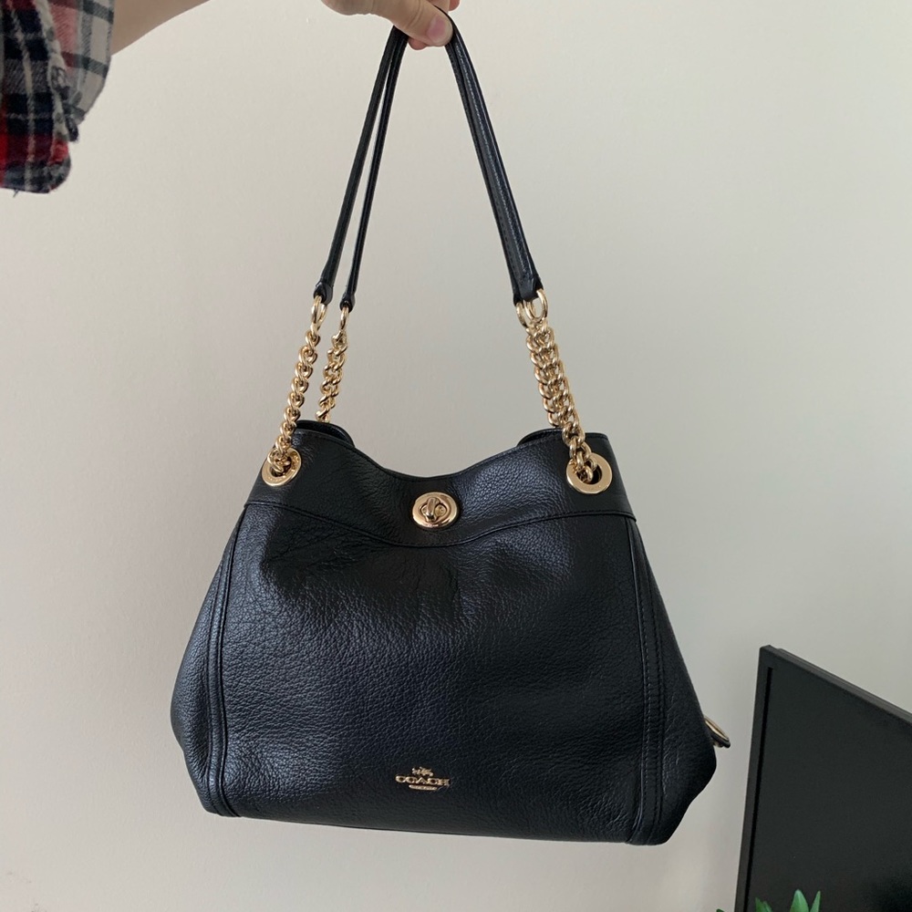 coach purse black
